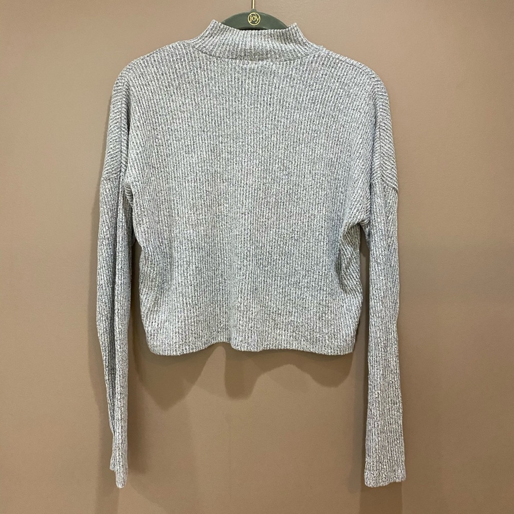Simple, gray sweater